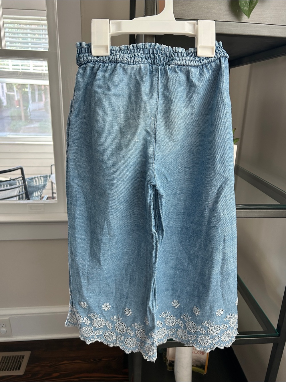 Boden Blue 100% Cotton Broderie Hem Trousers - Picture 6 of 6